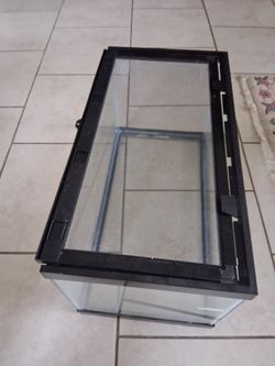 Pecera 20 galones de cristal, tapa de malla, Alto 13",Ancho 13",Largo 24"