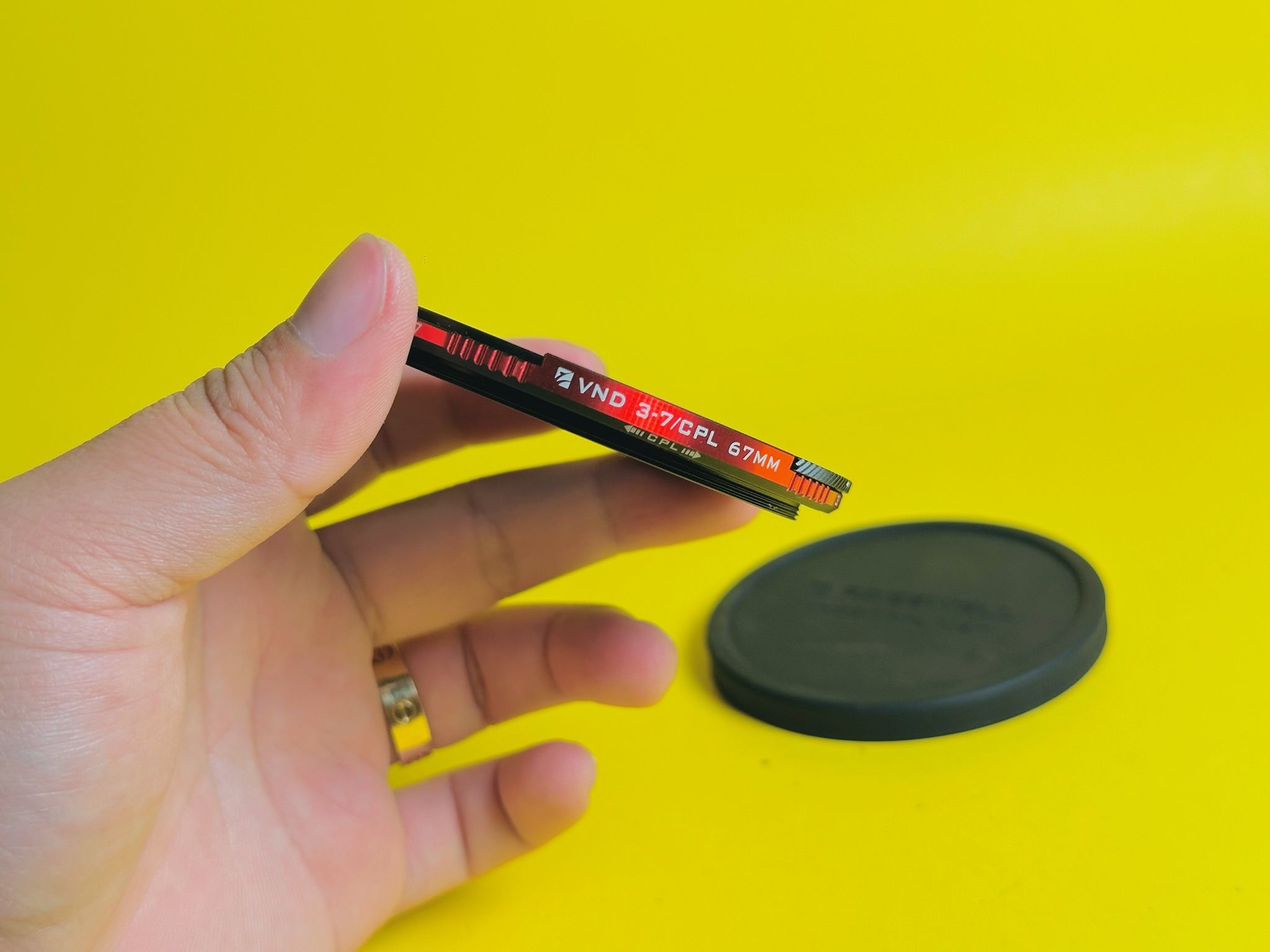 Freewell 67mm Threaded Hybrid Variable ND/CPL Filter 3 to 7 Stop