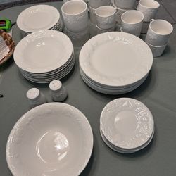 White Dinner Dishes