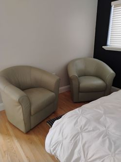 Leather swivel chairs sillas
