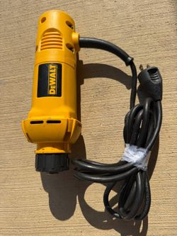 DeWALT DW660 5 Amp Cut-Out Tool