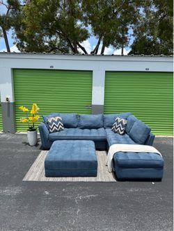 Sectional Couch Sofa - Blue Suede - Delivery Available 🚛