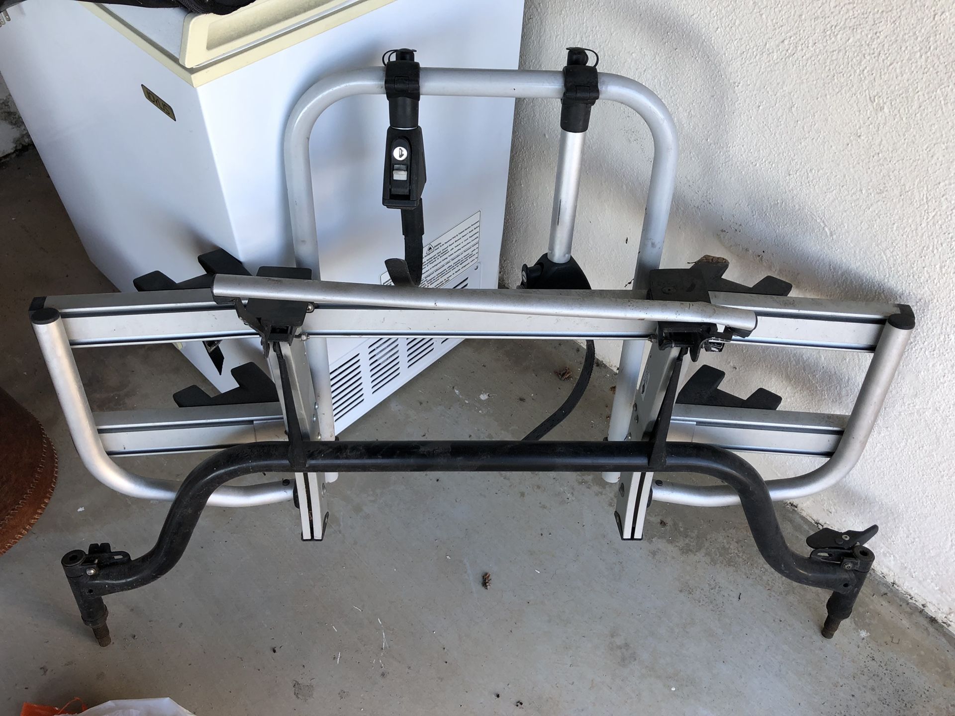 Mini Countryman rear mounted bike rack
