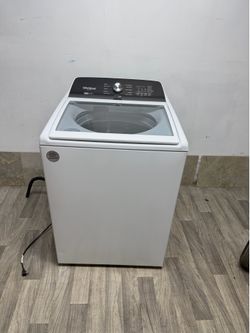 Whirlpool washer laundry