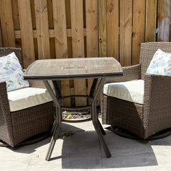 Outdoor Patio Set With 2 Chairs