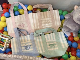 Trader Joe’s Mini Striped Canvas Bags Set