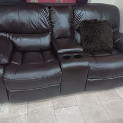 *Weekend Special!!!*---Madrid Brown Leather Reclining Loveseats---Now $599!!!---Delivery And Financing🫡