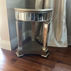 Mirrored Side Table 