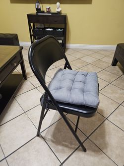 Metal Folding Chairs With Cushions