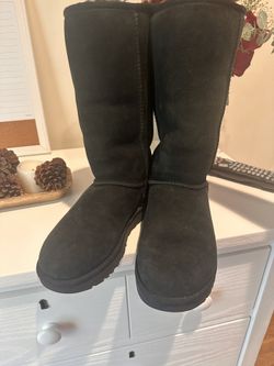 Black UGGs