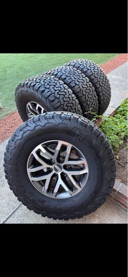 Ford Raptor wheels and tires 315/70/17