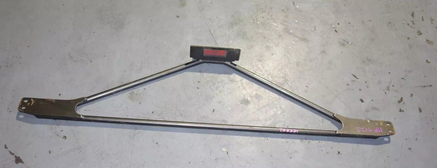 TRD 3 POINT REAT STRUT BAR