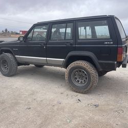 1990 Jeep Cherokee