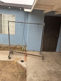 Rolling Clothes Rack