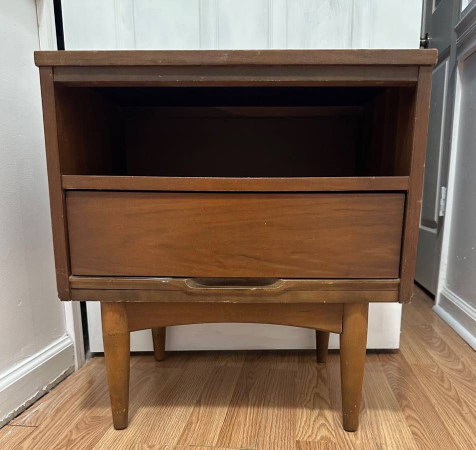 Antique Mid Century Modern MCM 1 Drawer Nightstand Bed Side Table By Coleman