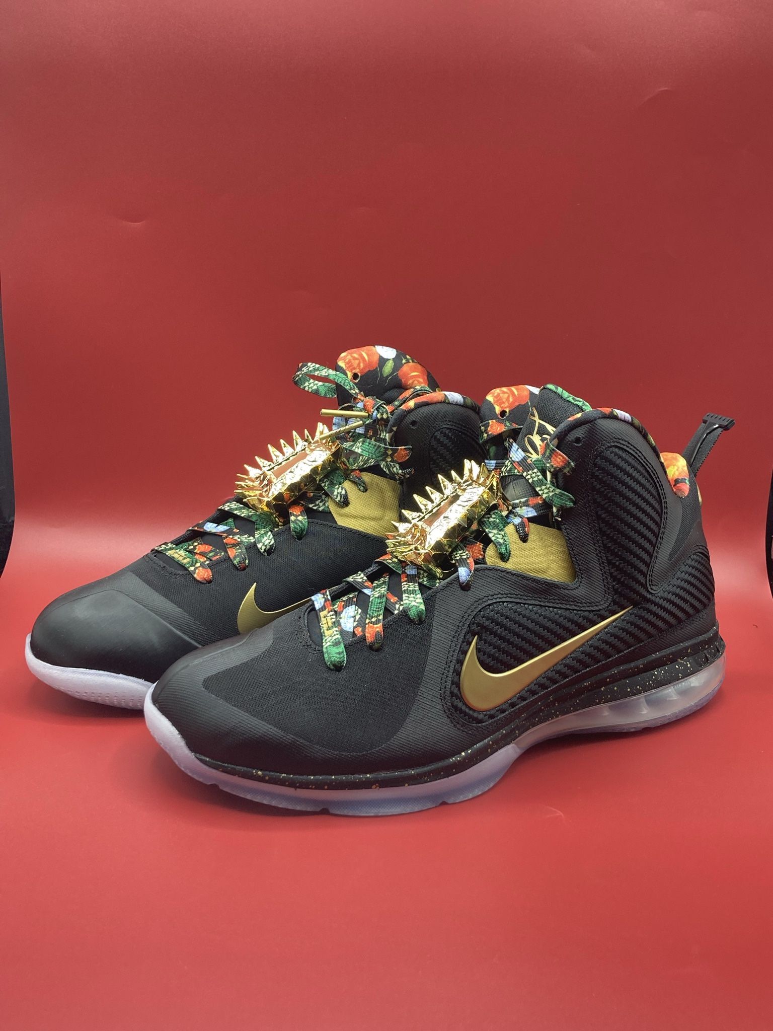 Lebron 9 Watch The Throne