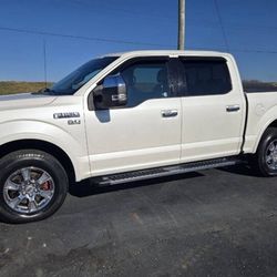 2016 Ford F-150 SuperCrew 4x4 – 5.0L V8 – Tough & Reliable!