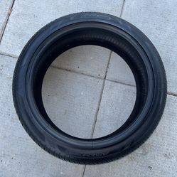 Arroyo Grand Sport 2 245/40R19 94W