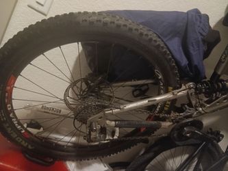 Rocky Mountain Switch Full-Suspension Mountain Bike