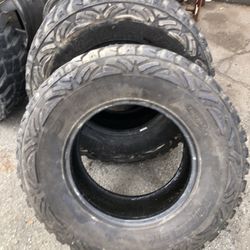 LT305/70/18” PRO COMP $75 Each