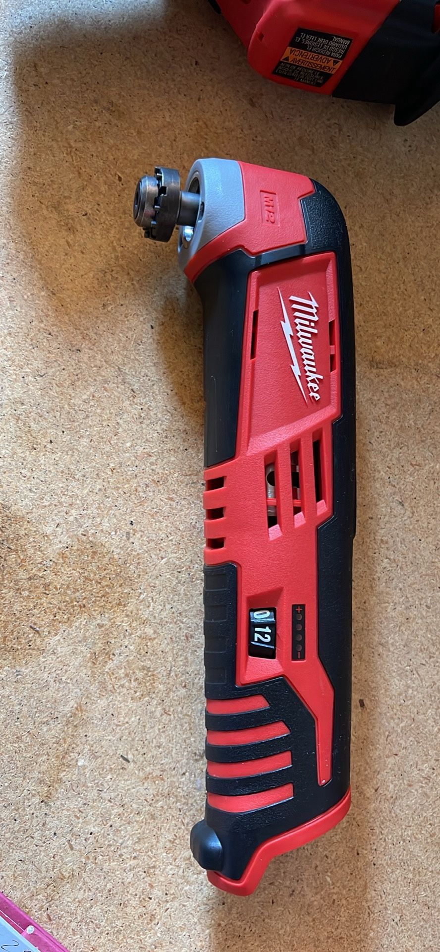 Milwaukee M12 Multitool 
