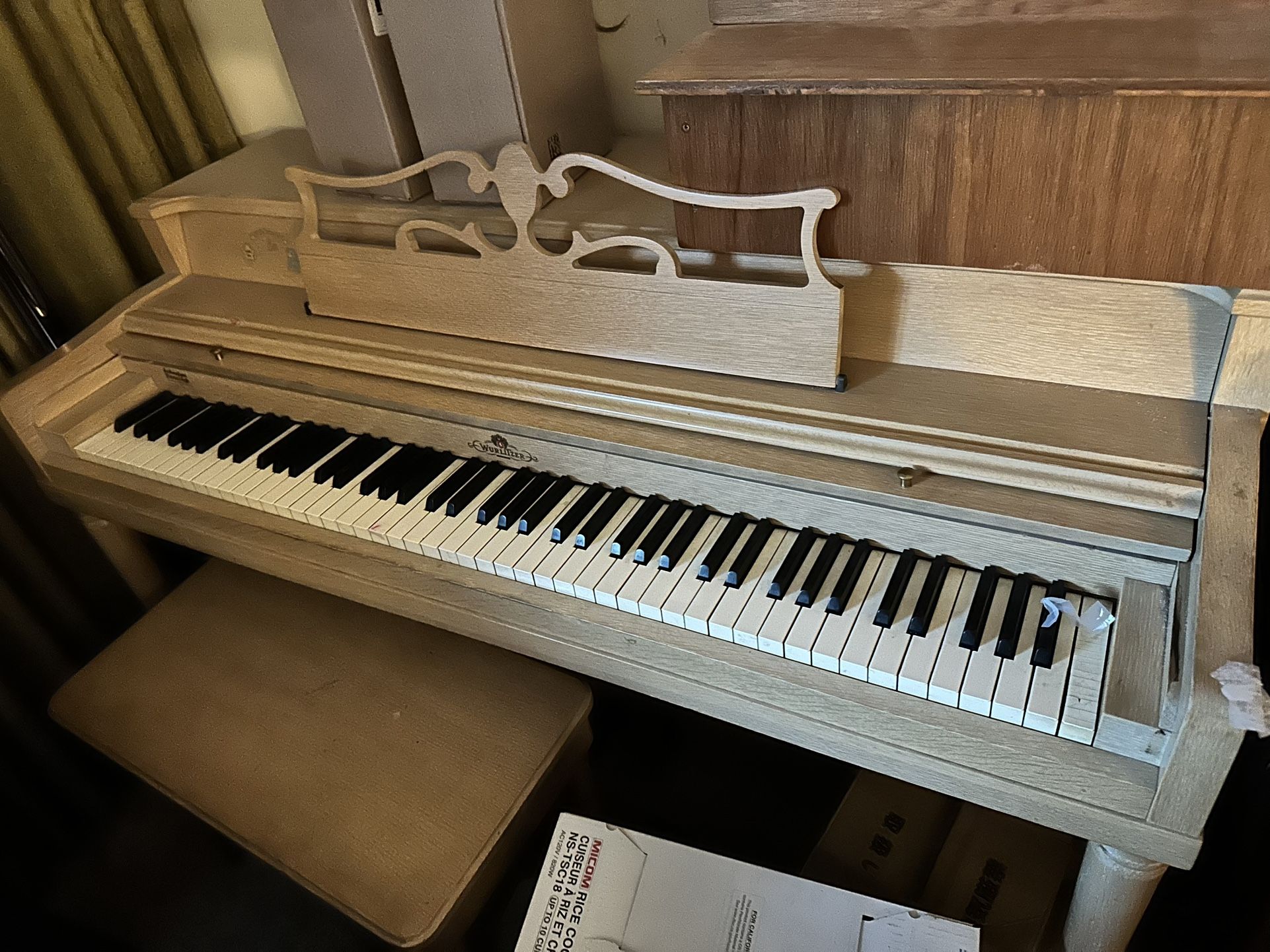 Wurlitzer Piano