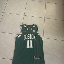 Kyrie Boston Celtics Jersey Size S 