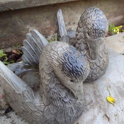 Concrete Swans Garden Figurines. Patos De Concreto 