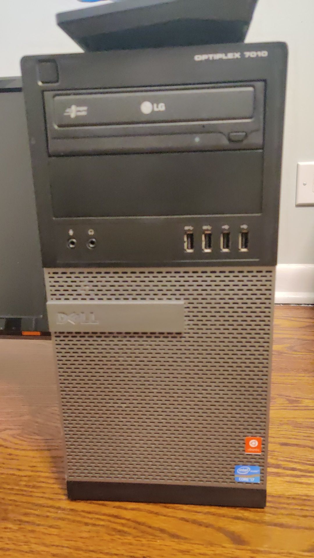 Desktop Computer Intel Quad Core i7-3770, 8gb ram, 240gb ssd, 1tb hdd