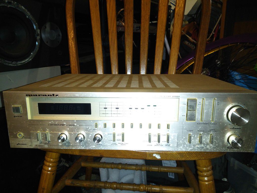 Marantz stereo receiver Sr - 520