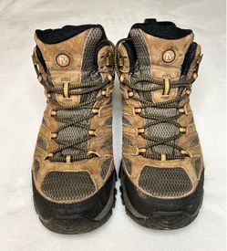 Merrell Moab 3 Mid Men’s 9 Waterproof Vibram Hiking Boots