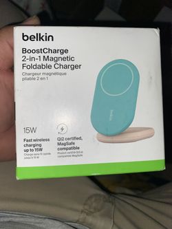 Belkin Boost Charge 2 In 1 Magnetic Foldable Charger 