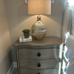 BEAUTIFUL MERCURY GLASS LAMPS, SET OF 2