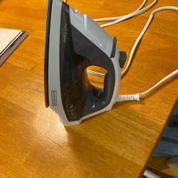 Black And Decker Iron