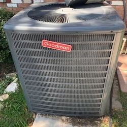 AC   5 Ton Air Conditioner Condenser Plus The Evaporator Coil And Three Dampers 