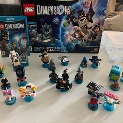 Lego Dimensions Wii-U Game and Figures