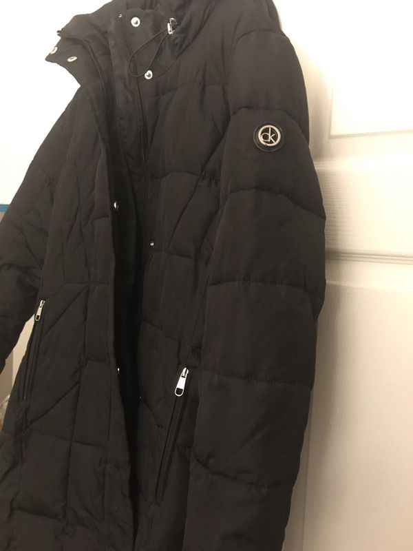 Afstoting Neem de telefoon op Filosofisch Calvin Klein Long Black Hooded Down Quilted Puffer Coat Jacket Womens M Rn  54163 for Sale in Philadelphia, PA - OfferUp