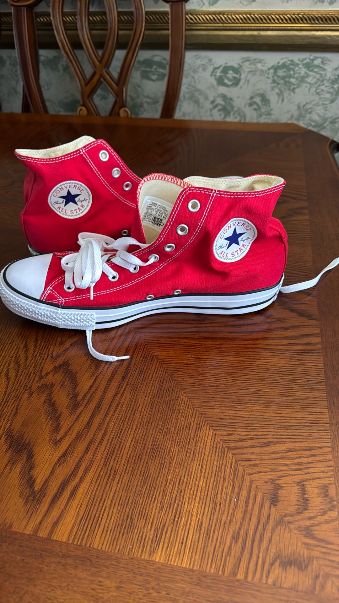 Converse Size 12 For Men And 14 Women