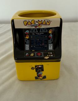 Vintage pac-man mug