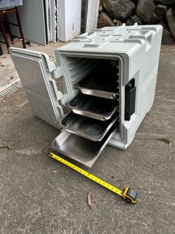 Cambro Insulated Food Carrier