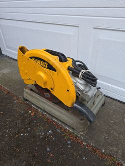 DEWALT 14" D28715 CHOP SAW GOOD CONDITION