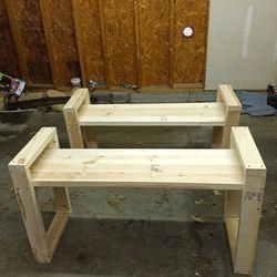 Benches entry way hallare door