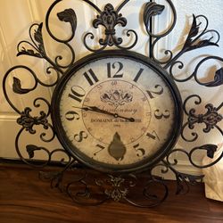 Old Fashion Clock 