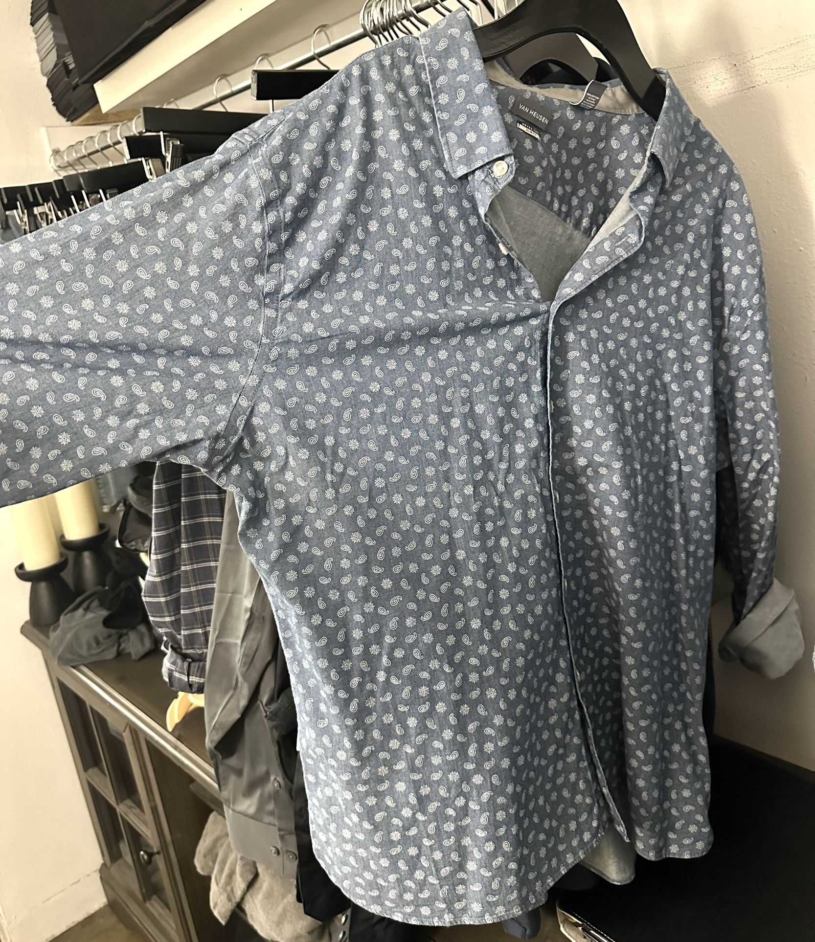 Long Sleeve Button Up - Very Nice Hardly Used Good Quality Great Condition I lost a lot of weight so now I need to clear out my closet. Lots of nice