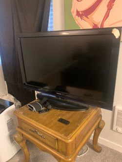 Toshiba 40” 1080p HD TV (Model 40E210U