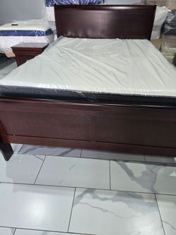 Queen Sizes Bed With Mattress