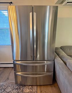 LG Stainless Steel 4-Door French Door Refrigerator