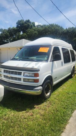 2000 Conversion Van