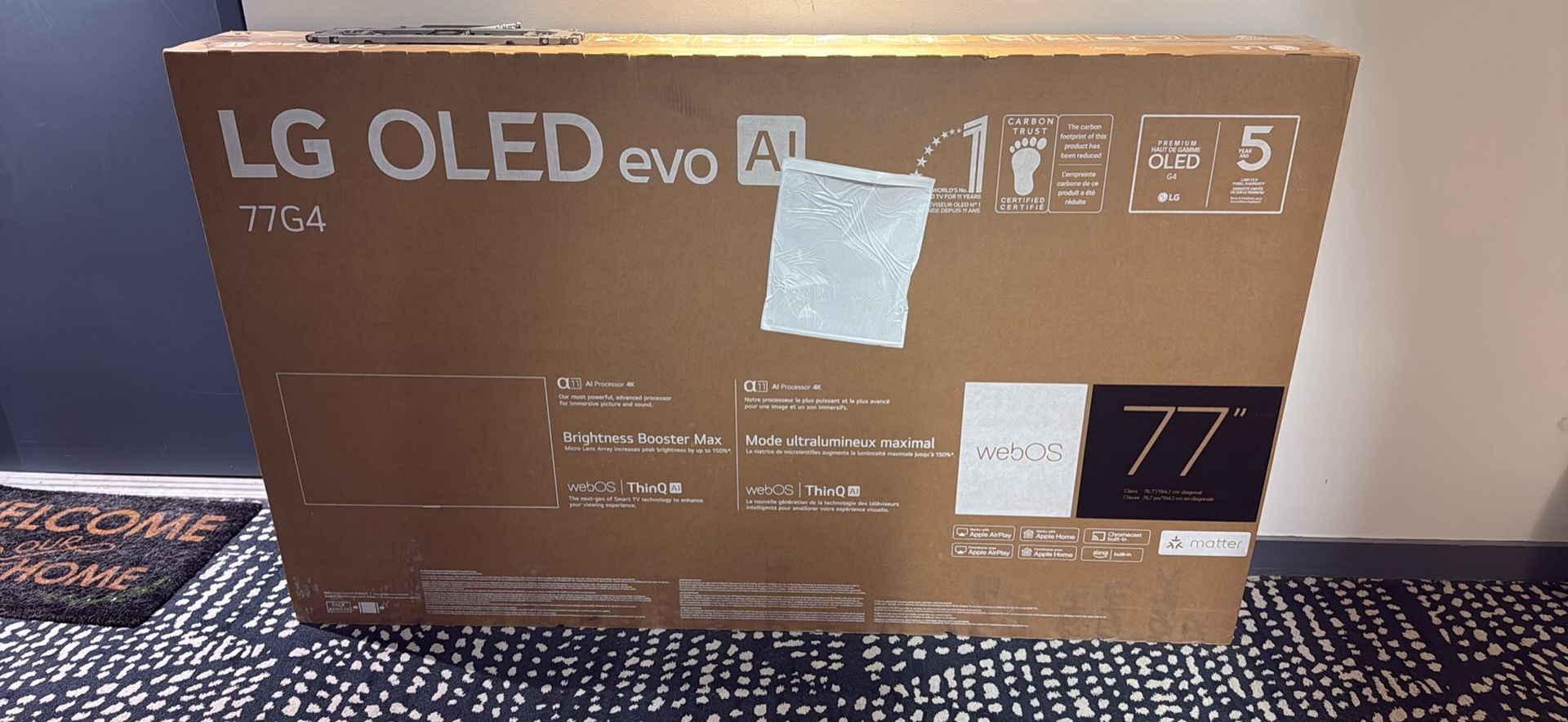 LG OLED G4 TV 77 IN