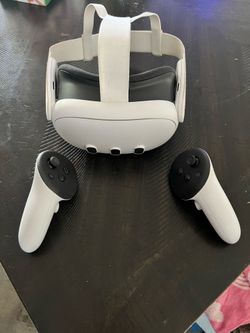 Meta Quest 3 VR head set